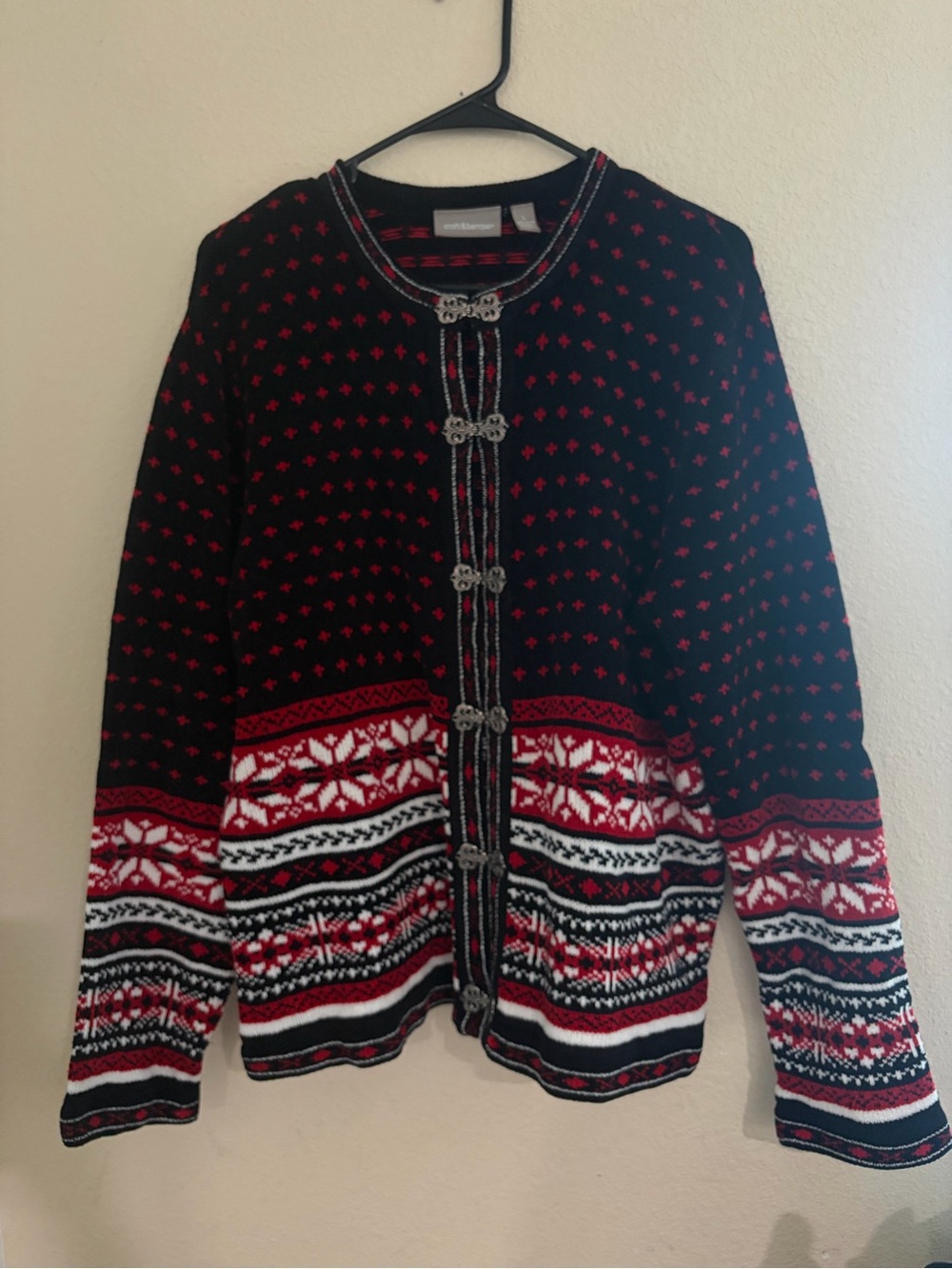 Vintage vibes Women's Black & Red Nordic Cardigan Sweater with Metal clasp